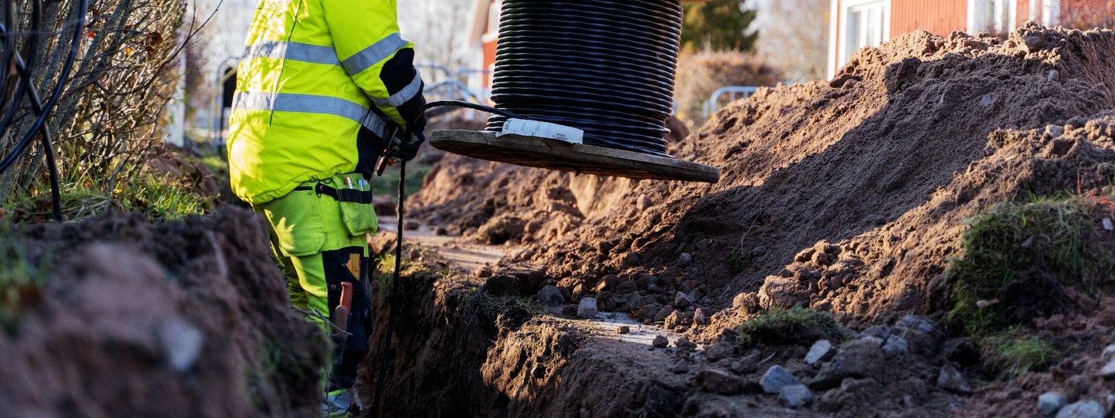 1kV Cable Installation