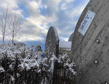 cable drums outdoor snow